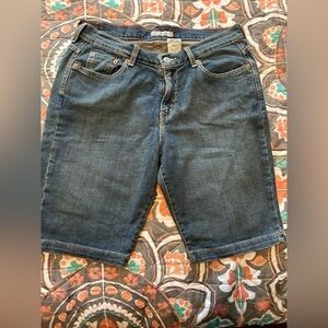 Levi’s 515 Bermuda shorts - size 10